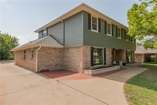 Photo - Luxury Living in Quail Creek!!