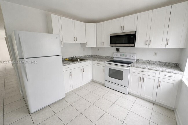 Photo - 1405 NW 5th Ct Unit 2