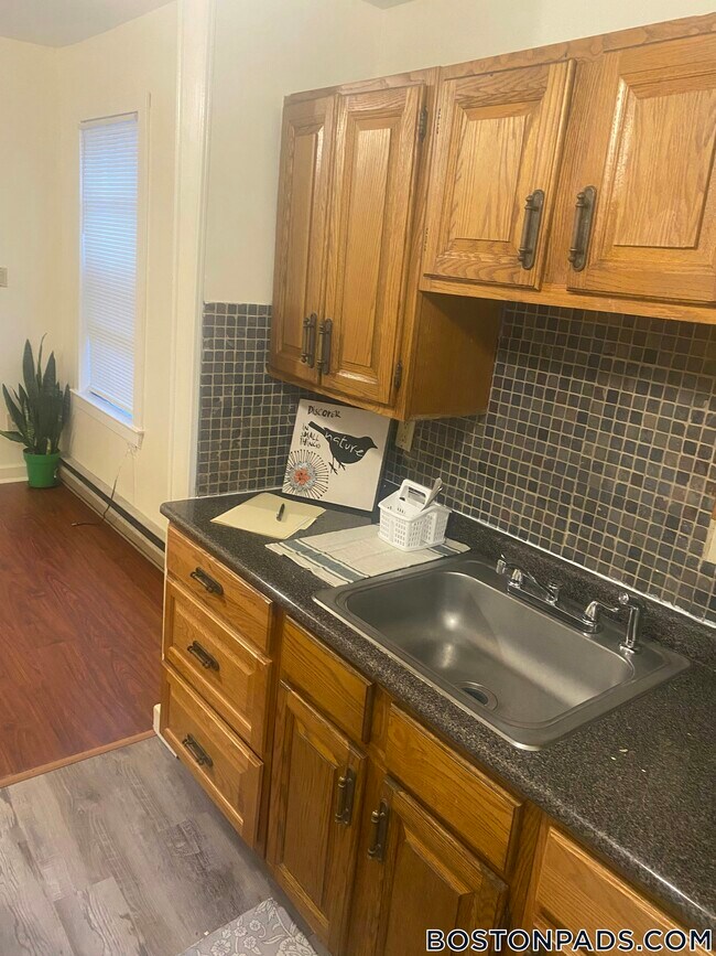 Photo - 252 Putnam Ave Unit A