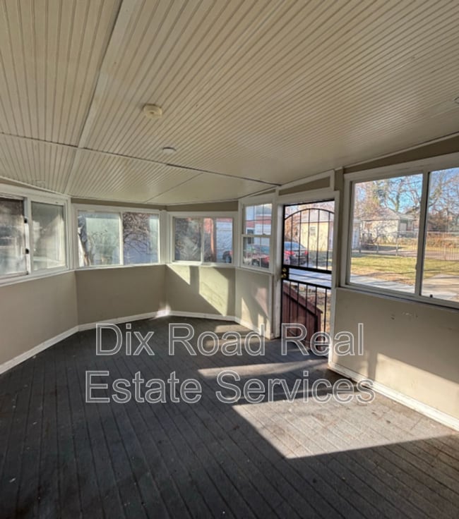 Photo - 3517 Trimble Ave