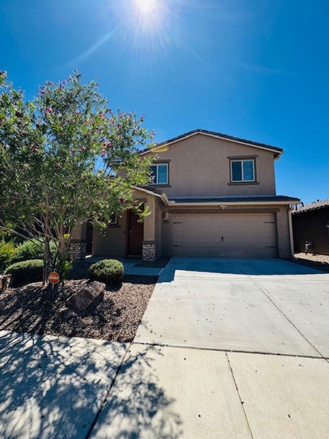 Northwest/ Marana- 5 Bedroom/ 3 Bathroom h... - Northwest/ Marana- 5 Bedroom/ 3 Bathroom h... House