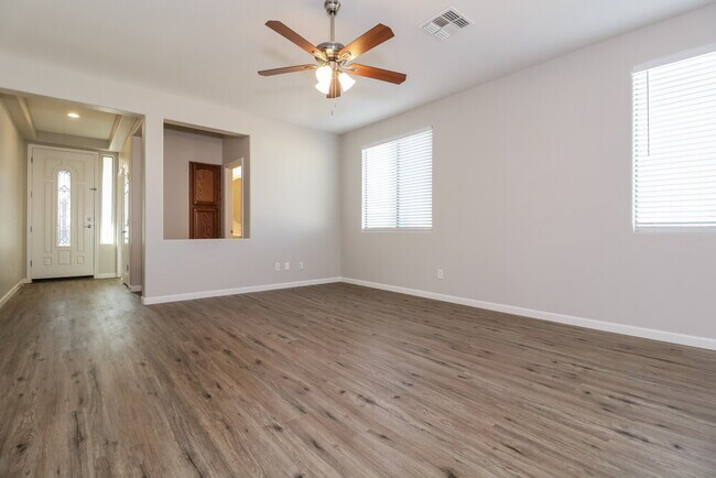 Photo - 22401 N 102nd Ln