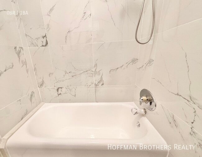 Photo - 800 N Las Palmas Ave Unit 101