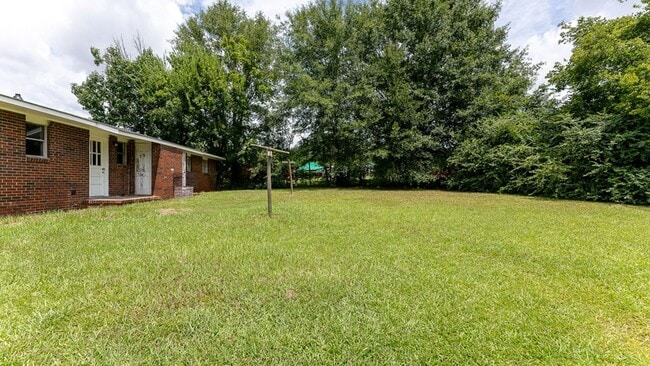 Photo - Centrally Located 2 bedroom 1 bathroom!!