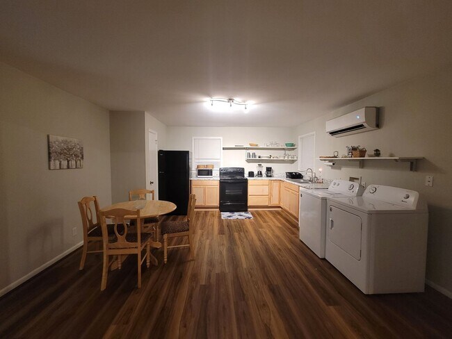 721 E High St Unit A