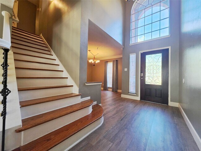 Photo - 23527 Cansfield Way