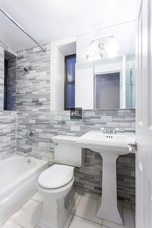 Photo - MOTT ST. Unit 9