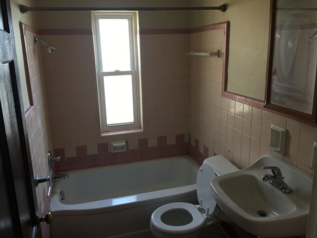 Photo - 1116 Franklin Ave Unit Apt.4