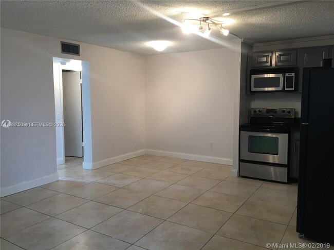 Photo - 1801 S Treasure Dr Unit 124