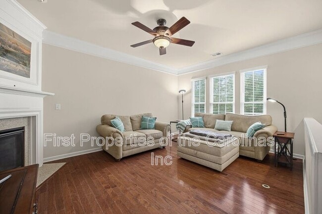 Photo - 1120 Drayton Ct