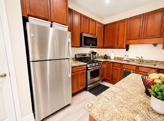 Photo - 2503 S Calumet Ave
