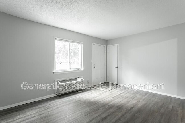 Photo - 113 Goodson Ave