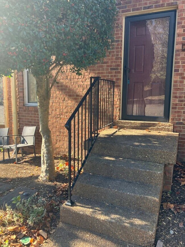 Photo - Newly renovated condo in Donelson
