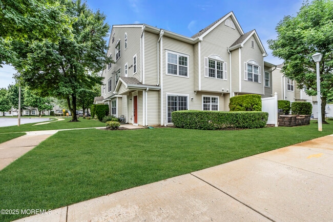 Photo - 194 Crooked Stick Ct Townhome