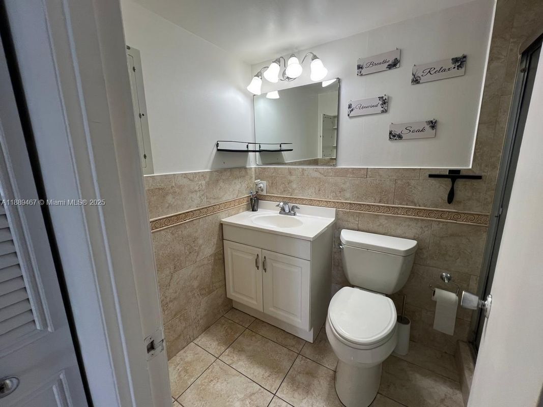 Photo - 6801 Indian Creek Dr