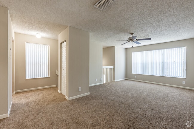 1 habitación, 1 baño - 910 pies cuadrados - The Cove - Comedor - Coral Falls