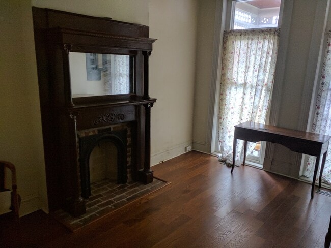 Photo - 100 W Marshall St