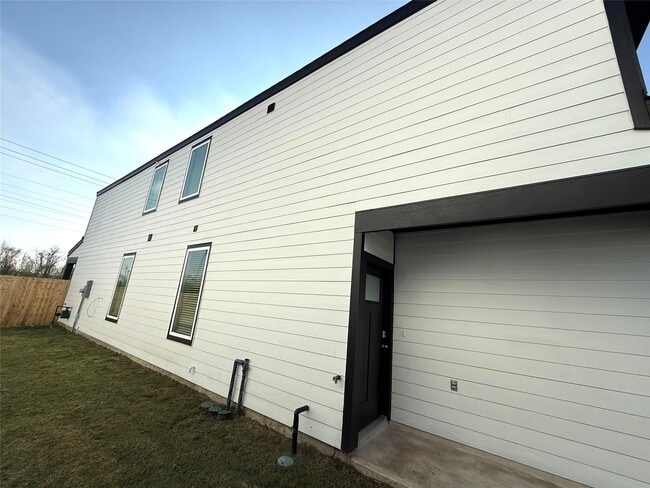 Photo - 3224 Crown Gate Dr