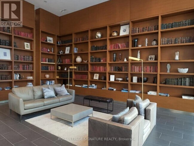 Photo - 170 Fort York Blvd Unité 2205