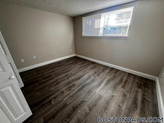 Photo - 148 Stevens St Unit 2