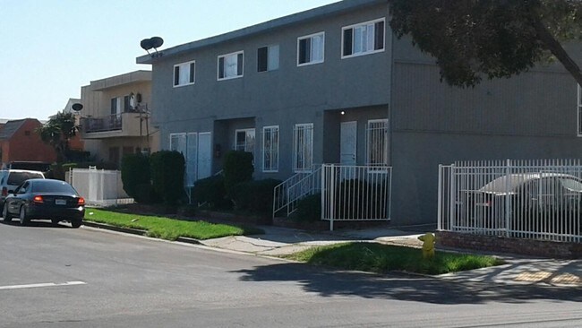 Primary Photo - 60th Street Apartments