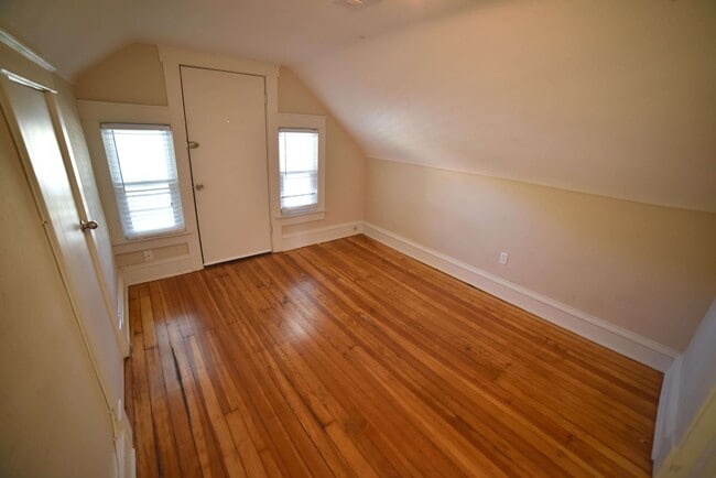 Photo - 1201 Brush Creek