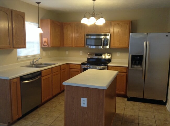 Photo - 1186 Constitution Dr