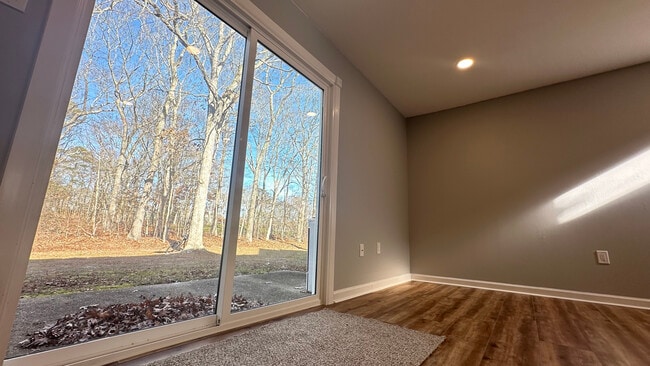 Photo - 53 Scotch Pine Dr