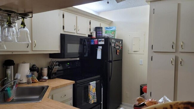 Photo - 203 Foxtail Dr Unit B3