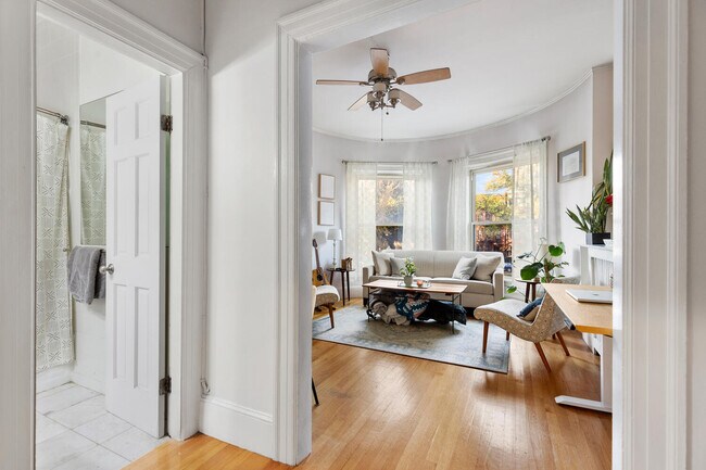 Photo - 388 Commonwealth Ave Unidad 21