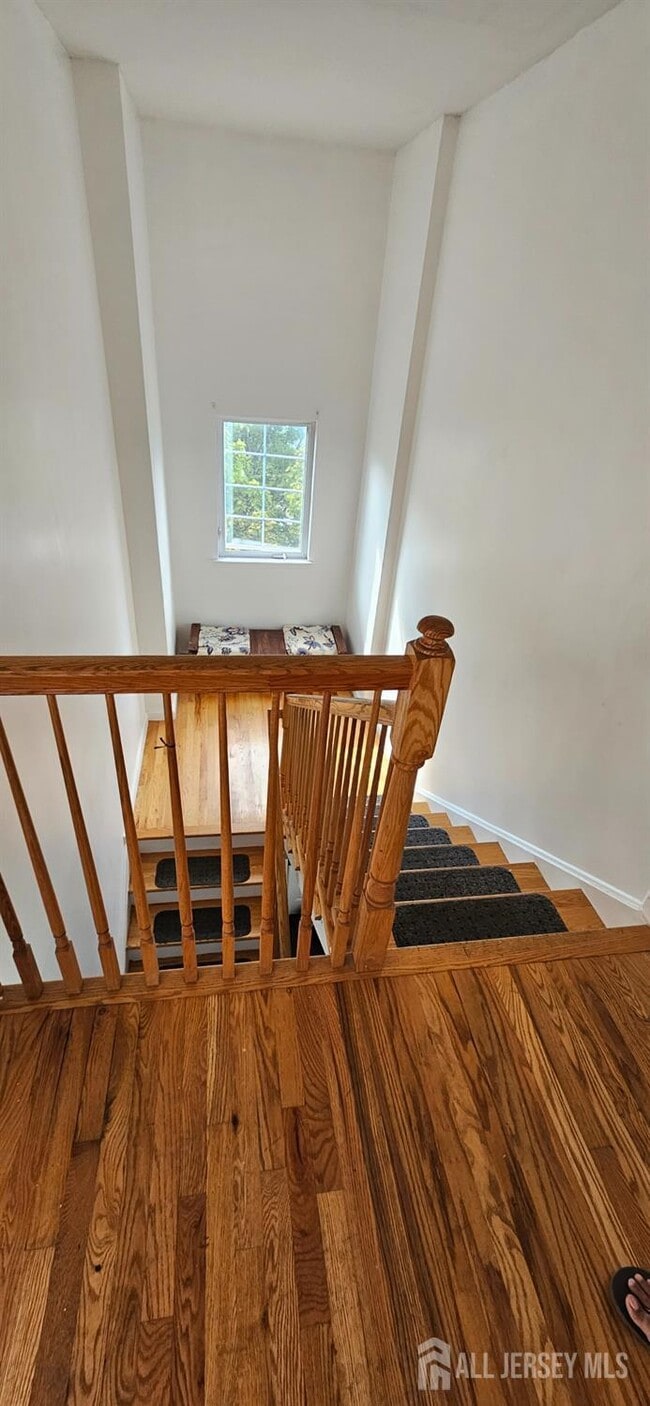 Photo - 655 4th St