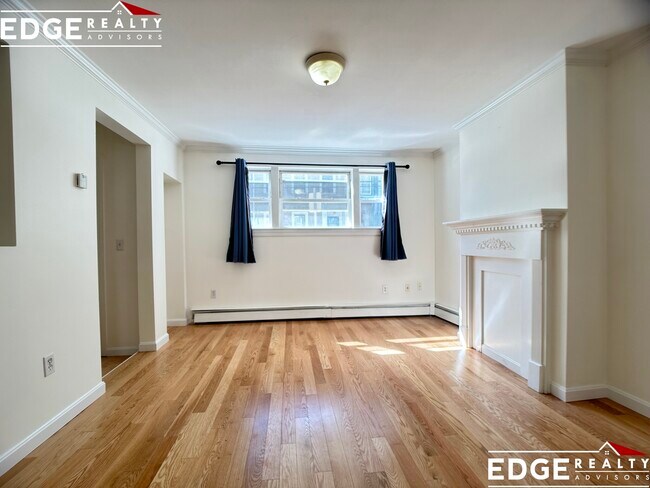 Photo - 244 Everett St