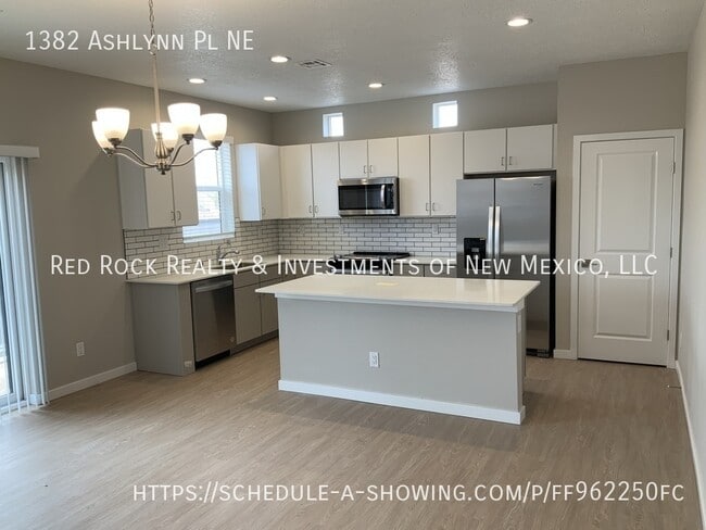 Photo - 1382 Ashlynn Pl