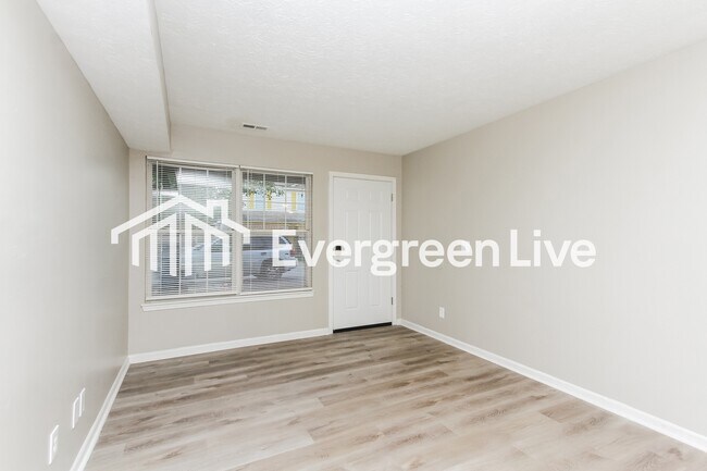 Photo - 7760 Serene Stream Way