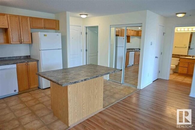 Photo - 330 Clareview Station Dr NW Unité 1223