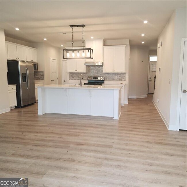 Photo - 168 Salt Lk Ln