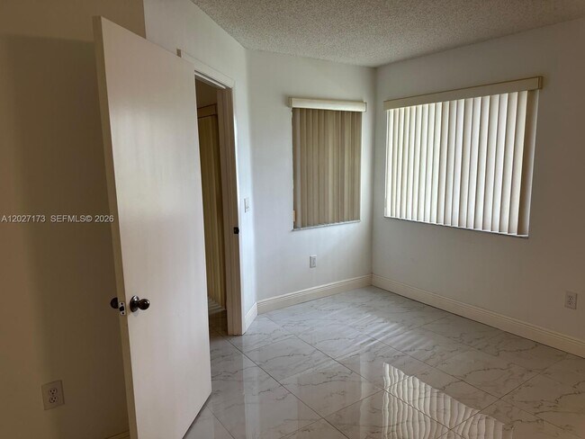 Photo - 7737 Trent Dr Unit 204
