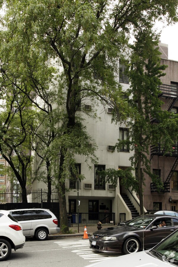 Photo - 338 E 30th St