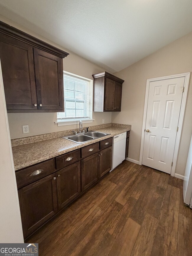 Photo - 410 E Lawnwood Ave