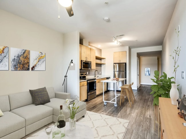 Building Photo - Highland Haus Rental