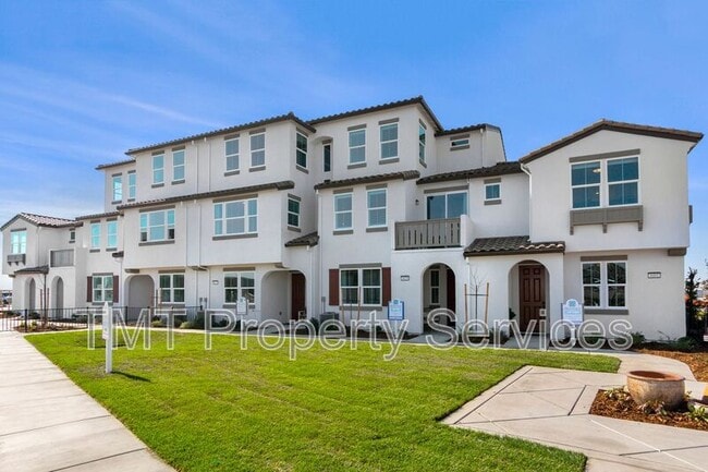 Photo - 2960 Valbonne Walk