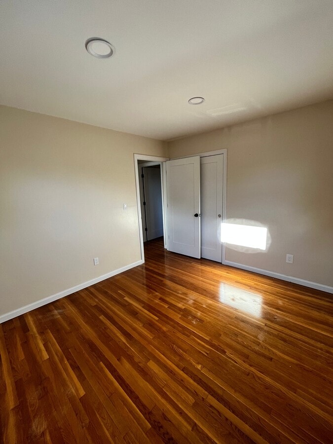 Photo - 24 Keats St Unit 1 FL