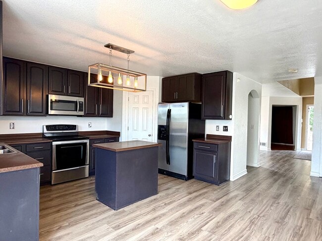 12674 Jersey Cir E
