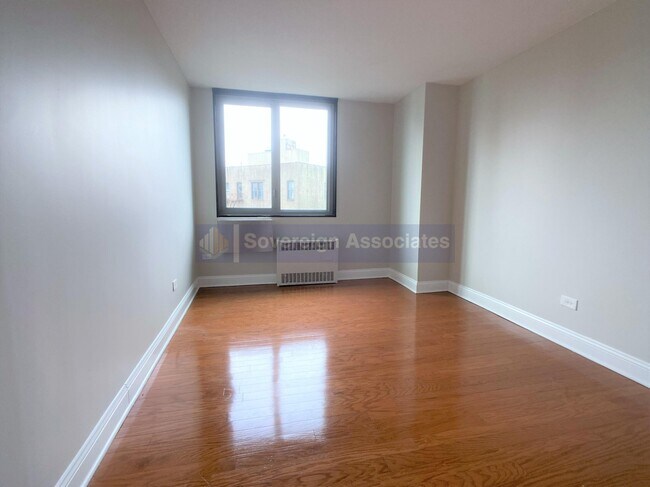 Photo - 3333 Broadway Unit C2G