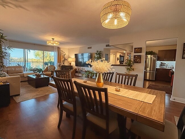 Photo - 605 Ives Dairy Rd Unit 205-7