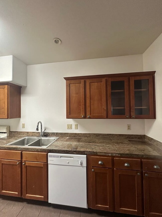 Photo - Newly renovated Two-bedroom apartment in A...