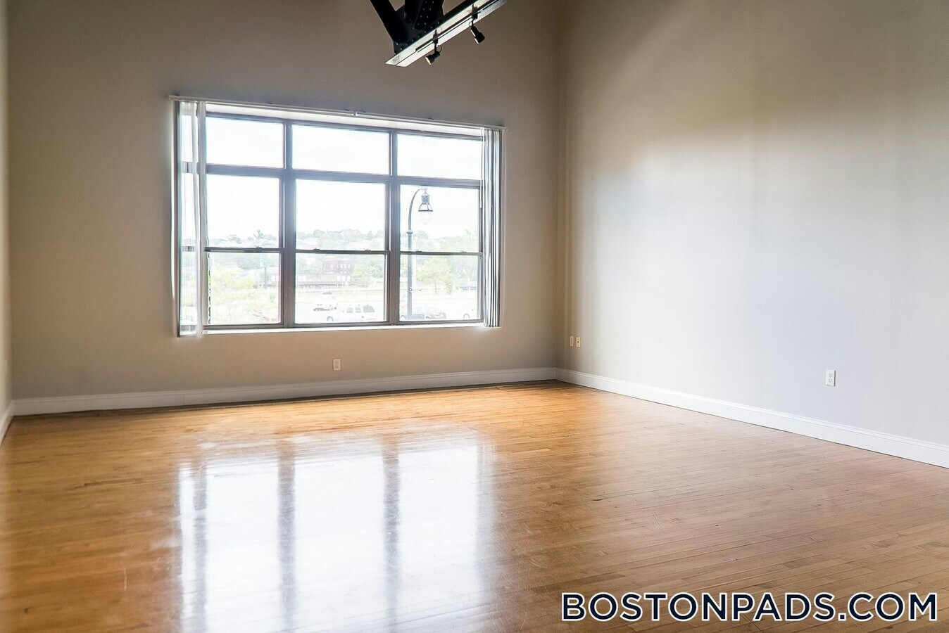 Photo - 26 Portland St Unit 225