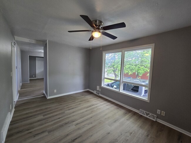 512 Maynard Ave
