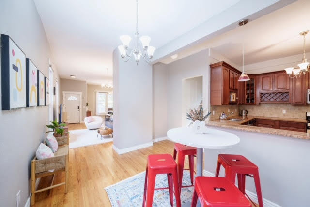 Photo - 654 Elati St