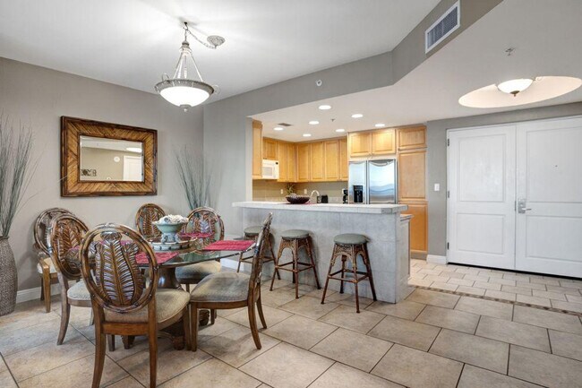 Photo - 2 Portofino Dr Unit ID1334736P